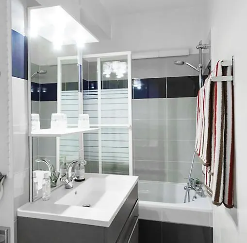 Le 1517 * لو كرملين-بيستر